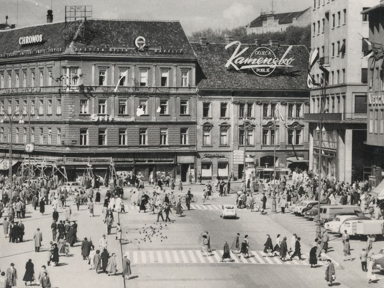 Trg bana Jelačića oko 1960. godine